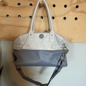 Lululemon tote bag w padded laptop compartment